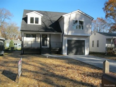 New construction in Highland! This new home offers 3 bedrooms on Highland Hills Golf Course in Michigan - for sale on GolfHomes.com, golf home, golf lot