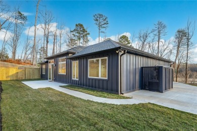 Price Below Recent Appraisal! 3 Bed | 2 Bath | 1,700 +/- Sqft | on The Rock At Jocassee in South Carolina - for sale on GolfHomes.com, golf home, golf lot