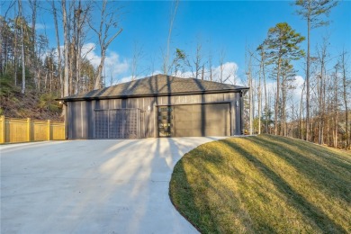 Price Below Recent Appraisal! 3 Bed | 2 Bath | 1,700 +/- Sqft | on The Rock At Jocassee in South Carolina - for sale on GolfHomes.com, golf home, golf lot