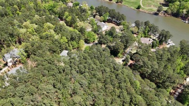 THIS IS A MEMBERSHIP AVAILABLE LOT - Wooded gently sloping to on Reynolds Lake Oconee - The Landing in Georgia - for sale on GolfHomes.com, golf home, golf lot