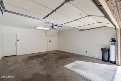 Don't miss this stylishly updated and fully furnished 2-bed on Kierland Golf Club in Arizona - for sale on GolfHomes.com, golf home, golf lot