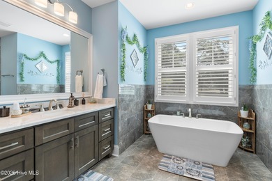 Motivated Sellers! Gorgeous Custom 4Bed/4Bath Home On .45 Acres on Ocean Ridge Plantation in North Carolina - for sale on GolfHomes.com, golf home, golf lot