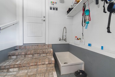 Motivated Sellers! Gorgeous Custom 4Bed/4Bath Home On .45 Acres on Ocean Ridge Plantation in North Carolina - for sale on GolfHomes.com, golf home, golf lot