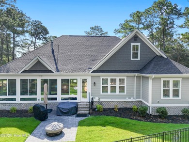 Motivated Sellers! Gorgeous Custom 4Bed/4Bath Home On .45 Acres on Ocean Ridge Plantation in North Carolina - for sale on GolfHomes.com, golf home, golf lot