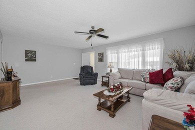 This charming home offers approximately 1,450 square feet of on Mainlands Golf Club in Florida - for sale on GolfHomes.com, golf home, golf lot