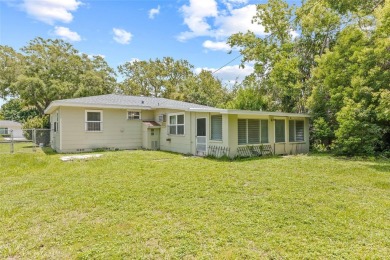 Welcome to one of Clearwater's most coveted neighborhoods, the on Clearwater Executive Golf Course in Florida - for sale on GolfHomes.com, golf home, golf lot