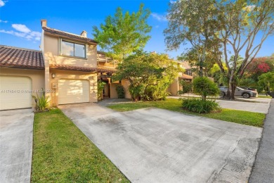 Spectacular Townhouse Located in the privileged area of Doral on Costa Greens Golf Club in Florida - for sale on GolfHomes.com, golf home, golf lot