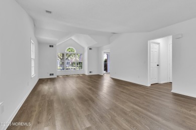 Fully renovated 2 bed, 2 bath home in the desirable Greenbriar on Greenbriar Woodlands in New Jersey - for sale on GolfHomes.com, golf home, golf lot