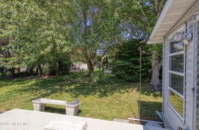 Fully renovated 2 bed, 2 bath home in the desirable Greenbriar on Greenbriar Woodlands in New Jersey - for sale on GolfHomes.com, golf home, golf lot
