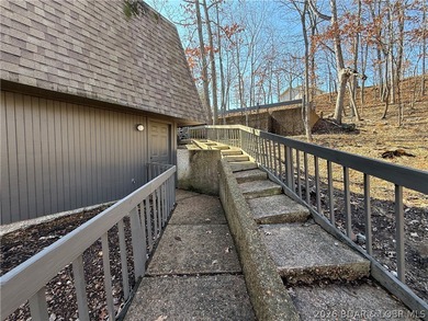 Welcome to your fully furnished lake retreat home featuring 4 on The Oaks Golf Course in Missouri - for sale on GolfHomes.com, golf home, golf lot