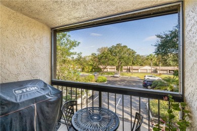 A Hole-in-One! Chic updated 2nd flr condo overlooking the golf on Meadowood Golf and Tennis Club in Florida - for sale on GolfHomes.com, golf home, golf lot