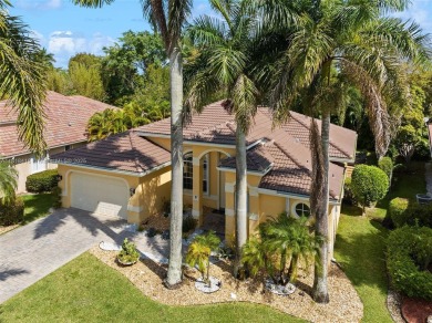 *WOW* AMAZING BRIGHT & SPACIOUS REMODELED 5 BEDROOM/3 FULL BATHS on Weston Hills Country Club in Florida - for sale on GolfHomes.com, golf home, golf lot