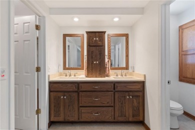 This immaculate 3 bed, 2 bath, 1,570 sq ft ranch-style home sits on Holiday Island Golf Course in Arkansas - for sale on GolfHomes.com, golf home, golf lot