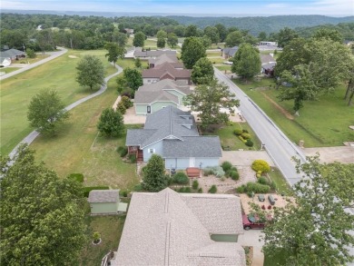 This immaculate 3 bed, 2 bath, 1,570 sq ft ranch-style home sits on Holiday Island Golf Course in Arkansas - for sale on GolfHomes.com, golf home, golf lot