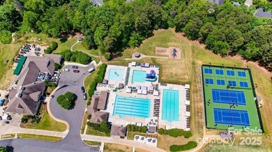 Gorgeous, Golf Course, 4 Bedroom, 2.5 Bath Home with 2 car on Northstone Country Club in North Carolina - for sale on GolfHomes.com, golf home, golf lot