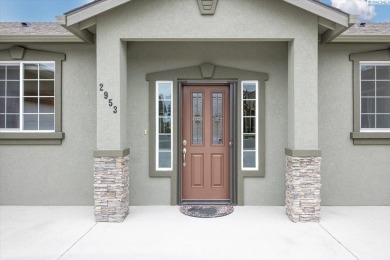 MLS# 284174 Welcome to 2953 Crosswater Loop, an exceptional on Horn Rapids Golf Club in Washington - for sale on GolfHomes.com, golf home, golf lot