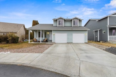 MLS# 284180 Welcome to 2677 Dornoch Place, a charming home on Horn Rapids Golf Club in Washington - for sale on GolfHomes.com, golf home, golf lot