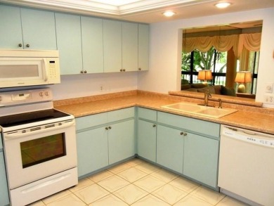 Three bed, two bath furnished Condo Overlooking the 12th Fairway on Meadowood Golf and Tennis Club in Florida - for sale on GolfHomes.com, golf home, golf lot