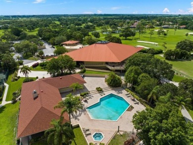 Three bed, two bath furnished Condo Overlooking the 12th Fairway on Meadowood Golf and Tennis Club in Florida - for sale on GolfHomes.com, golf home, golf lot