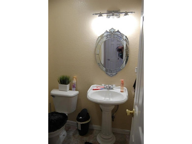 Wonderful 5-Bedroom Brick Home in an Excellent Location!

This on Iron Horse Golf Course in Texas - for sale on GolfHomes.com, golf home, golf lot