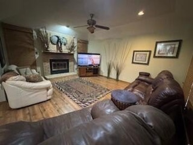 This is a well maintained, low maintenance patio home located on on Duck Creek Golf Club in Texas - for sale on GolfHomes.com, golf home, golf lot