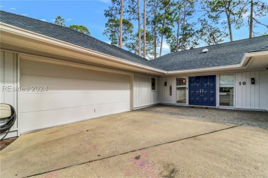 This beautifully updated, single-level Hilton Head Plantation on Dolphin Head Golf Club in South Carolina - for sale on GolfHomes.com, golf home, golf lot