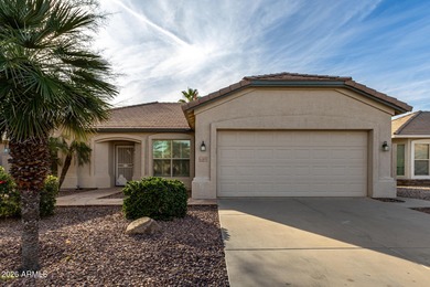 Welcome to this beautifully maintained single-level home with a on Lone Tree Golf Club in Arizona - for sale on GolfHomes.com, golf home, golf lot
