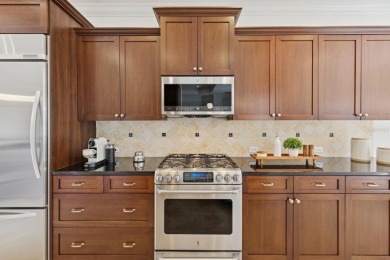 This beautifully updated 3-bedroom, 2-bathroom home offers 2,166 on Ritz-Carlton Members Golf Club in Florida - for sale on GolfHomes.com, golf home, golf lot