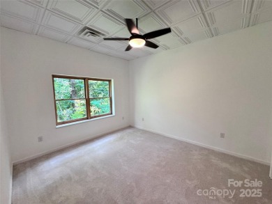 Brand-new construction, this home has never been lived in! The on Rumbling Bald Resort on Lake Lure in North Carolina - for sale on GolfHomes.com, golf home, golf lot