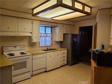 2 Bedroom, 2 Bathroom 55+ manufactured home in a rental park on Colonial Country Club in California - for sale on GolfHomes.com, golf home, golf lot