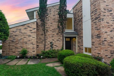 GOLF COURSE  LAKE LOT--This completely RENOVATED rare gem on The Country Place in Texas - for sale on GolfHomes.com, golf home, golf lot