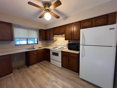 GREAT PRICE! Here is your opportunity to pick up a desirable on The Meadows Golf and Country Club in Florida - for sale on GolfHomes.com, golf home, golf lot