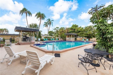 BEAUTIFULL REMODELED 2 BEDROOM 2 BATH CONDO - Enter through the on Seminole Lake Country Club in Florida - for sale on GolfHomes.com, golf home, golf lot
