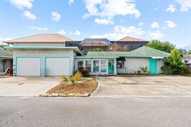 'CURRENTLY UNDER CONTRACT, SELLER WILL CONSIDER BACK UP OFFERS.' on Holiday Golf Club in Florida - for sale on GolfHomes.com, golf home, golf lot