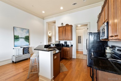 Remarkable *FULLY FURNISHED* and *MOVE-IN READY*, this end unit on Stillwaters Golf and Country Club in Alabama - for sale on GolfHomes.com, golf home, golf lot