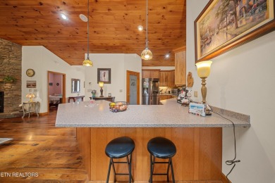 ''Welcome Home'' This 2093 sq ft split floor plan home is on Heatherhurst Golf Course in Tennessee - for sale on GolfHomes.com, golf home, golf lot