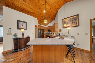 ''Welcome Home'' This 2093 sq ft split floor plan home is on Heatherhurst Golf Course in Tennessee - for sale on GolfHomes.com, golf home, golf lot