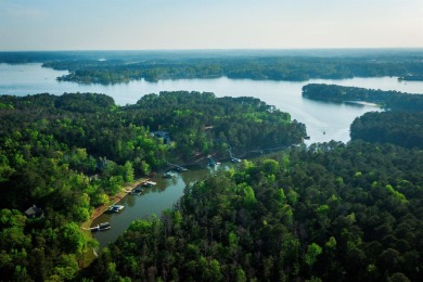 Welcome to Reynolds Lake Oconee -- where luxury lakefront living on Reynolds Lake Oconee - The Oconee in Georgia - for sale on GolfHomes.com, golf home, golf lot