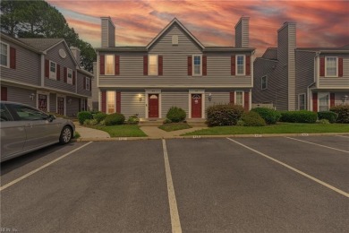 Beautiful End-Unit Condo with Two Primary Suites in Kempsville on Kempsville Greens Municipal Golf Course in Virginia - for sale on GolfHomes.com, golf home, golf lot