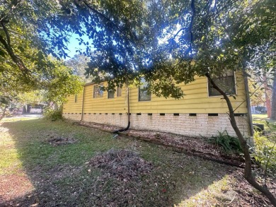 Discover this beautifully maintained two bedroom two bathroom on Whisperwood Golf Course in Florida - for sale on GolfHomes.com, golf home, golf lot