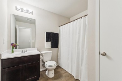 ENJOY LAKE LIVING IN TOWN!
This inviting 1,473 sq ft home offers on Crimson Creek Golf Club in Oklahoma - for sale on GolfHomes.com, golf home, golf lot