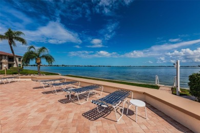 UNIQUE ONE BEDROOM CONDO. Take a step into this renovated one on Isla Del Sol Yacht and Country Club in Florida - for sale on GolfHomes.com, golf home, golf lot