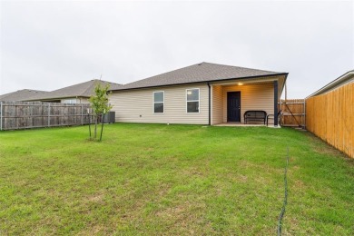 ENJOY LAKE LIVING IN TOWN!
This inviting 1,473 sq ft home offers on Crimson Creek Golf Club in Oklahoma - for sale on GolfHomes.com, golf home, golf lot