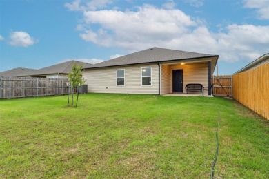 ENJOY LAKE LIVING IN TOWN!
This inviting 1,473 sq ft home offers on Crimson Creek Golf Club in Oklahoma - for sale on GolfHomes.com, golf home, golf lot