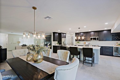 Enjoy retirement in its best! Desirable golf community Sun City on Deer Valley Golf Course in Arizona - for sale on GolfHomes.com, golf home, golf lot