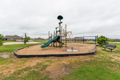 ENJOY LAKE LIVING IN TOWN!
This inviting 1,473 sq ft home offers on Crimson Creek Golf Club in Oklahoma - for sale on GolfHomes.com, golf home, golf lot