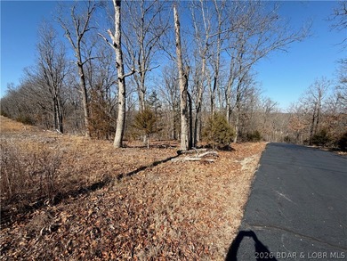 Build your Lake lifestyle here! This lot offers 124 ft of road on The Club At Porto Cima in Missouri - for sale on GolfHomes.com, golf home, golf lot