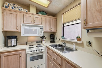 Located In Viewpoint Golf Resort A 55 Plus Community Featuring 2 on Viewpoint Golf Resort in Arizona - for sale on GolfHomes.com, golf home, golf lot