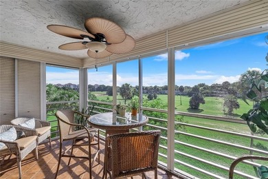 DECORATOR COMPLETELY REMODELED THREE BEDROOM SPLIT PLAN, TWO on Oaks Country Club in Florida - for sale on GolfHomes.com, golf home, golf lot