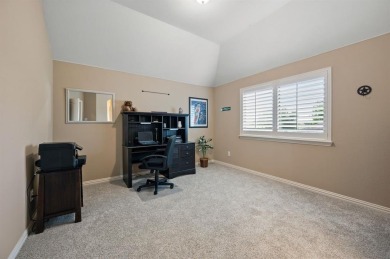 Meticulously maintained 1-owner home in Turnberry-sited on the on Trophy Club of Dallas in Texas - for sale on GolfHomes.com, golf home, golf lot